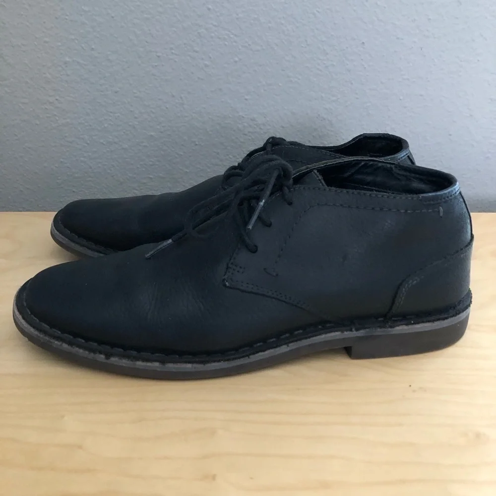 KENNETH COLE Desert Sun Leather Chukka Boots Men's size 10.5 Black Comfort